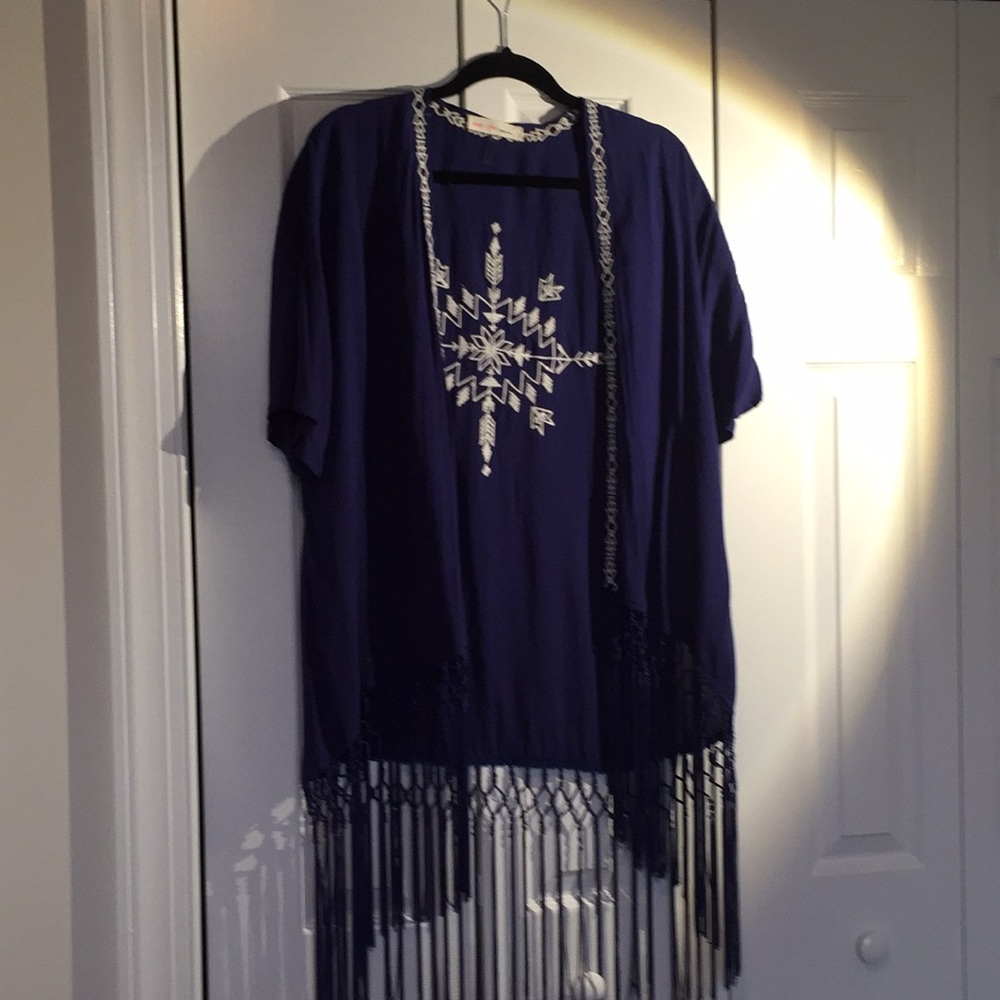 Blue and white pattern kimono
